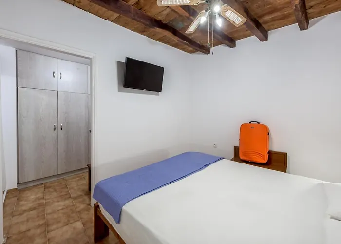 Sofaki Milos Apartment