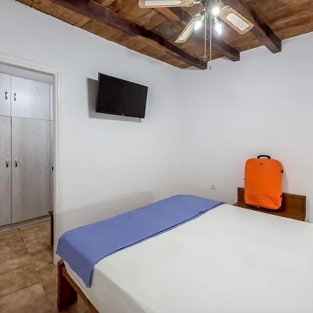 Sofaki Milos דירה