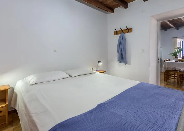 Sofaki Milos Apartment *